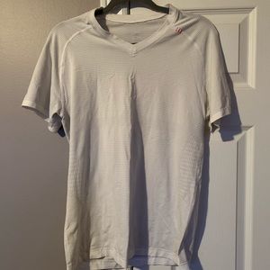 White lululemon workout shirt